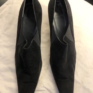 Stuart weitzman suede shoes size 11
